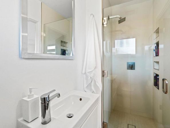 1728 West Lewis, San Diego CA 92103