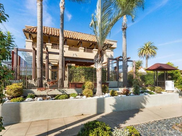 1728 West Lewis, San Diego CA 92103