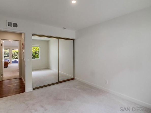 2065 Caminito San Nicholas, La Jolla CA 92037