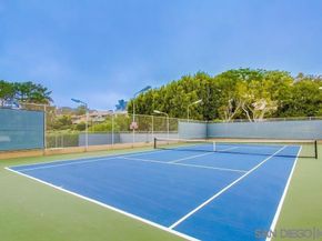 2065 Caminito San Nicholas, La Jolla CA 92037