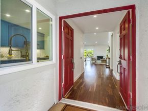 2065 Caminito San Nicholas, La Jolla CA 92037
