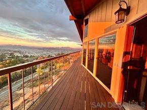 4742 Mount Helix Drive, La Mesa CA 91941