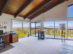 4742 Mount Helix Drive, La Mesa CA 91941