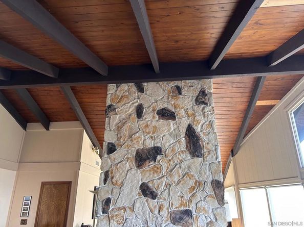 4742 Mount Helix Drive, La Mesa CA 91941