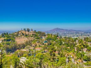 4742 Mount Helix Drive, La Mesa CA 91941