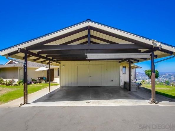 4742 Mount Helix Drive, La Mesa CA 91941