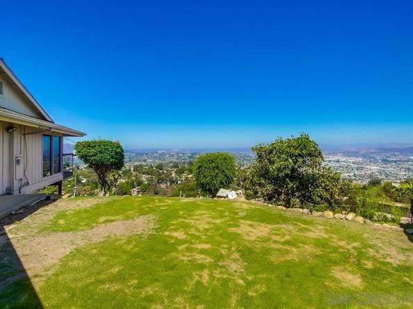 4742 Mount Helix Drive, La Mesa CA 91941