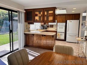 4742 Mount Helix Drive, La Mesa CA 91941