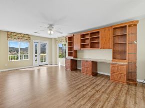 320 Crownview Ct, San Marcos CA 92069