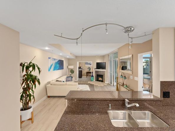 850 Beech St 701, San Diego CA 92101