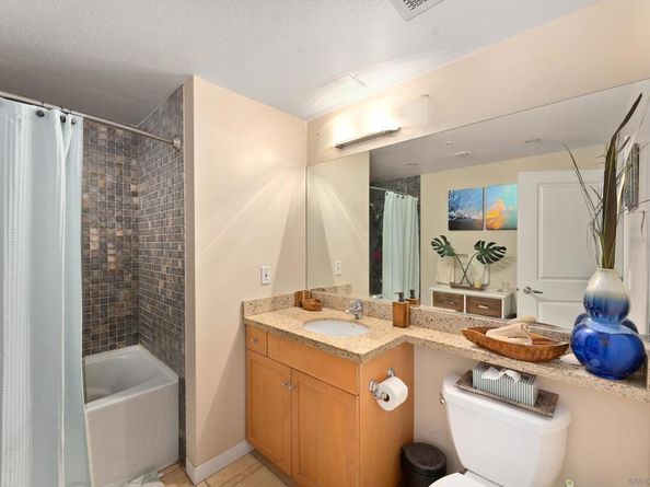 850 Beech St 701, San Diego CA 92101