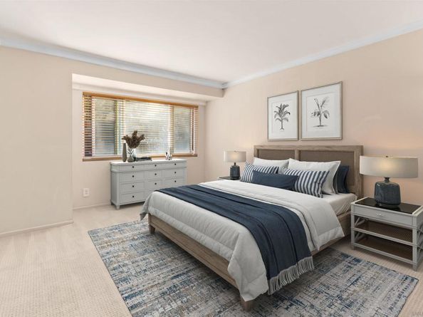 8561 Villa La Jolla Dr K, La Jolla CA 92037