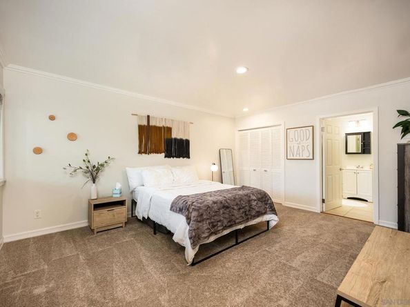 832 Kalpati Cir E, Carlsbad CA 92008