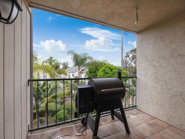 832 Kalpati Cir E, Carlsbad CA 92008