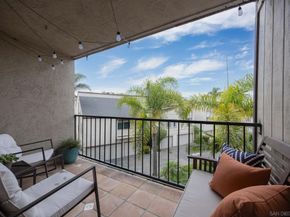 832 Kalpati Cir E, Carlsbad CA 92008