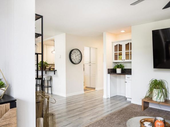 832 Kalpati Cir E, Carlsbad CA 92008