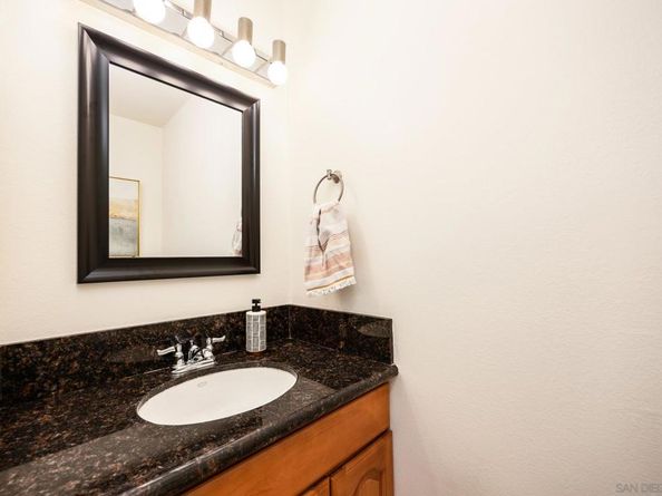 832 Kalpati Cir E, Carlsbad CA 92008