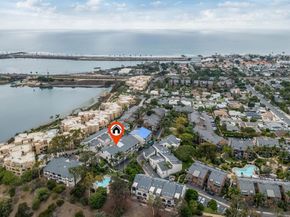 832 Kalpati Cir E, Carlsbad CA 92008