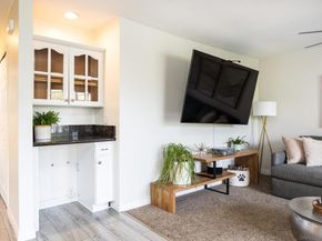 832 Kalpati Cir E, Carlsbad CA 92008