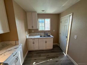 1721 29 Commercial St, San Diego CA 92113