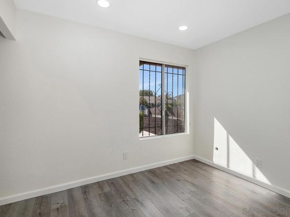 6296 Varney Dr, San Diego CA 92114