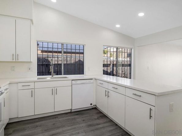 6296 Varney Dr, San Diego CA 92114