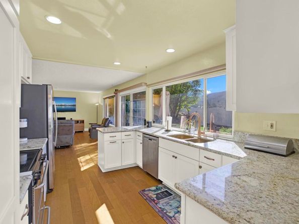 11048 Carlota St, San Diego CA 92129