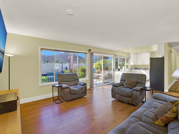 11048 Carlota St, San Diego CA 92129