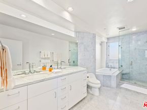 2224 Main Street, Santa Monica CA 90405