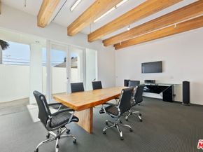 2224 Main Street, Santa Monica CA 90405