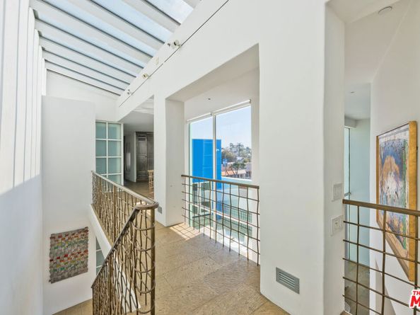 2224 Main Street, Santa Monica CA 90405