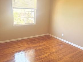 4048 Abourne Road C, Los Angeles CA 90008