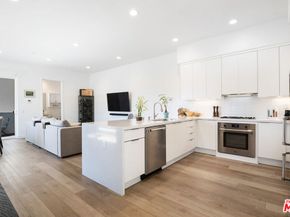 10919 1/2 Otsego Street, North Hollywood CA 91601