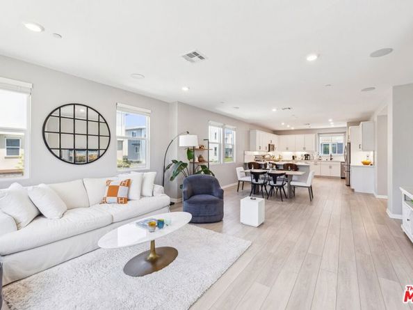 782 Daniel Freeman Circle, Inglewood CA 90301