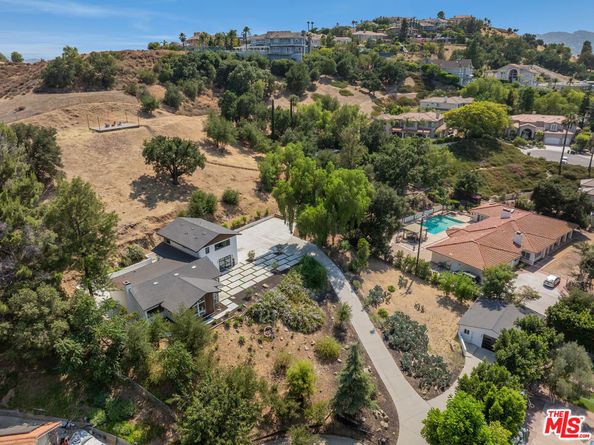 9425 Gierson Avenue, Chatsworth CA 91311