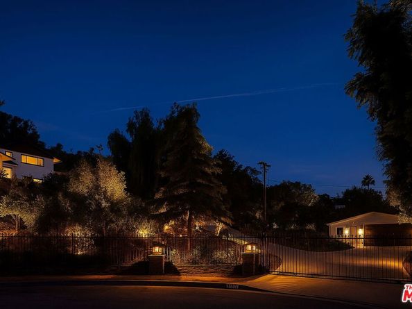 9425 Gierson Avenue, Chatsworth CA 91311