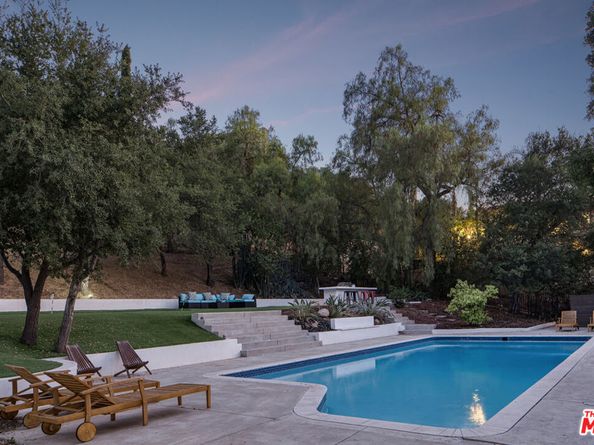 9425 Gierson Avenue, Chatsworth CA 91311
