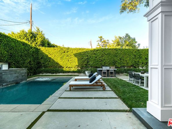 4402 Ledge Avenue, Toluca Lake CA 91602
