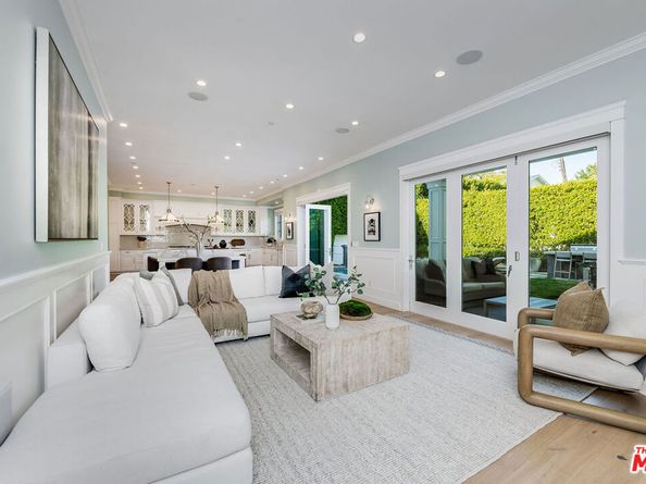 4402 Ledge Avenue, Toluca Lake CA 91602