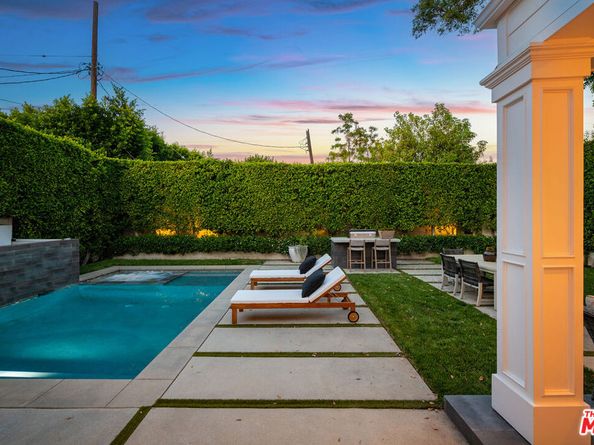 4402 Ledge Avenue, Toluca Lake CA 91602