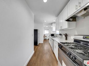 1286 W 39th Place, Los Angeles CA 90037