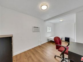 1286 W 39th Place, Los Angeles CA 90037