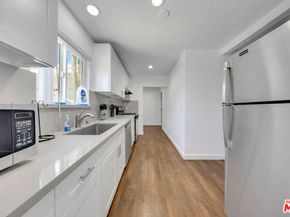 1286 W 39th Place, Los Angeles CA 90037
