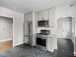 1307 S Rimpau Boulevard, Los Angeles CA 90019