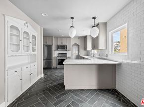 1307 S Rimpau Boulevard, Los Angeles CA 90019