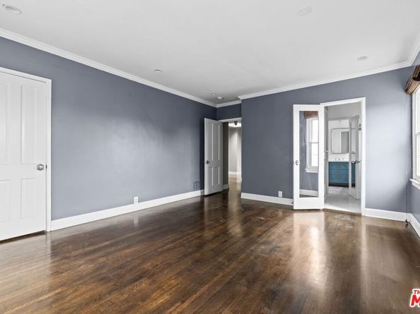1307 S Rimpau Boulevard, Los Angeles CA 90019