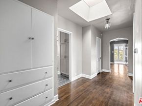 1307 S Rimpau Boulevard, Los Angeles CA 90019
