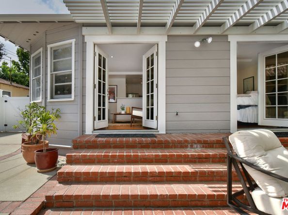 4226 Greenbush Avenue, Sherman Oaks CA 91423