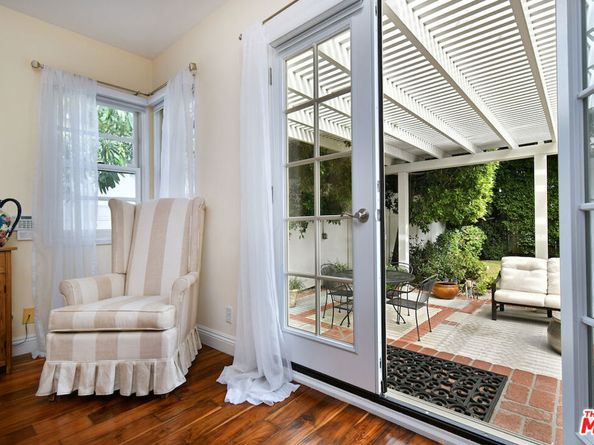 4226 Greenbush Avenue, Sherman Oaks CA 91423