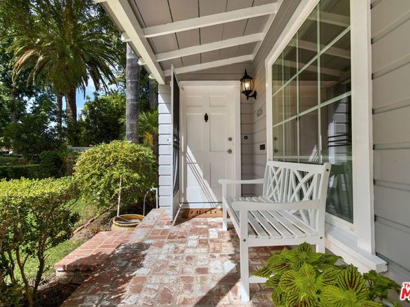 4226 Greenbush Avenue, Sherman Oaks CA 91423